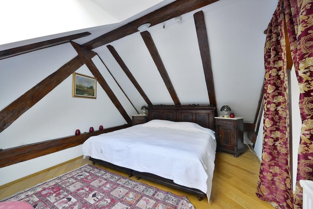 Kronhaus Brasov Room photo