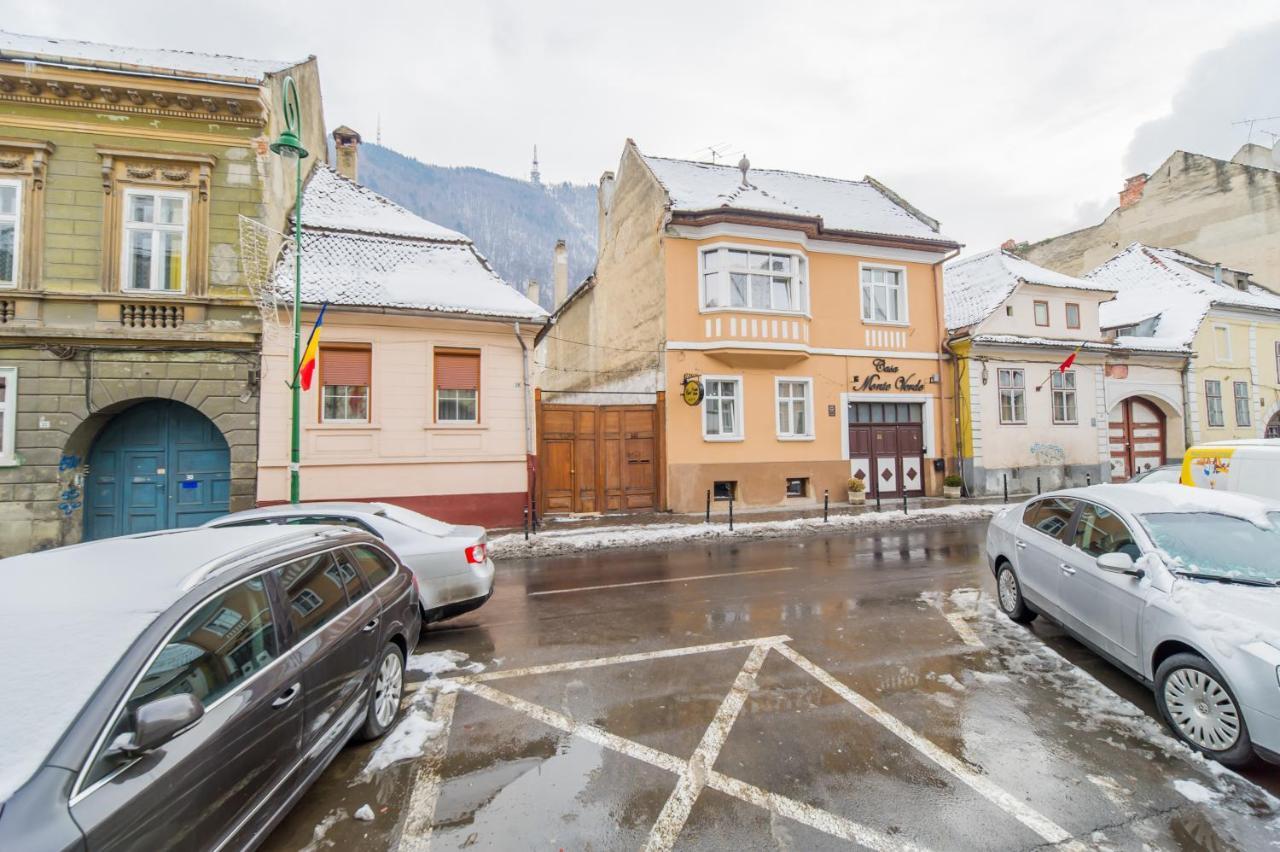Kronhaus Brasov Exterior photo